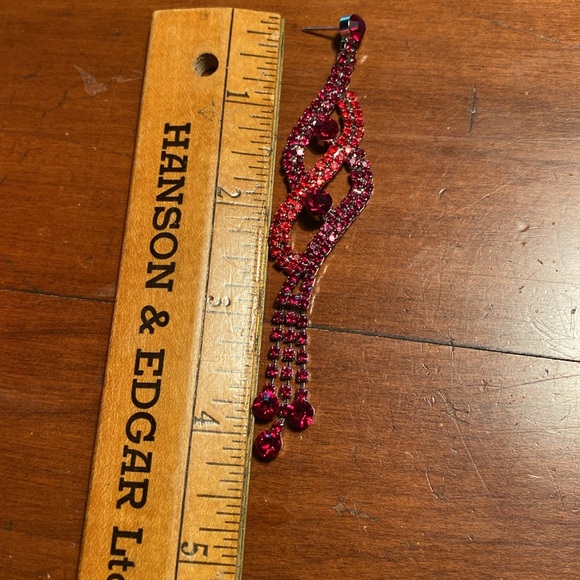 Gorgeous Two Tone Red Drop Post Earrings. - Picture 6 of 7